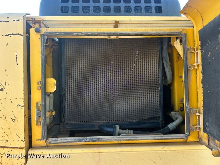 image for item FT6082 2002 Komatsu PC300LC-6LE excavator