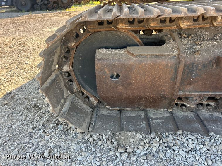 image for item FT6082 2002 Komatsu PC300LC-6LE excavator