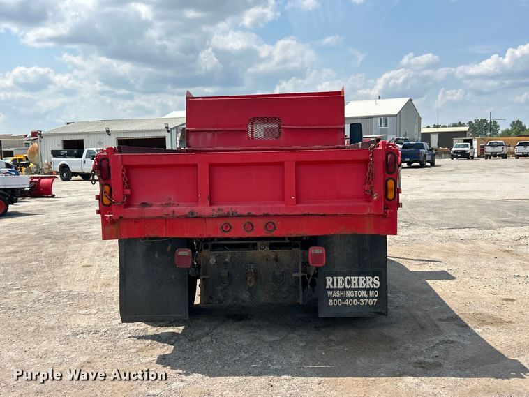image for item FT6091 2004 GMC C4500 dump truck