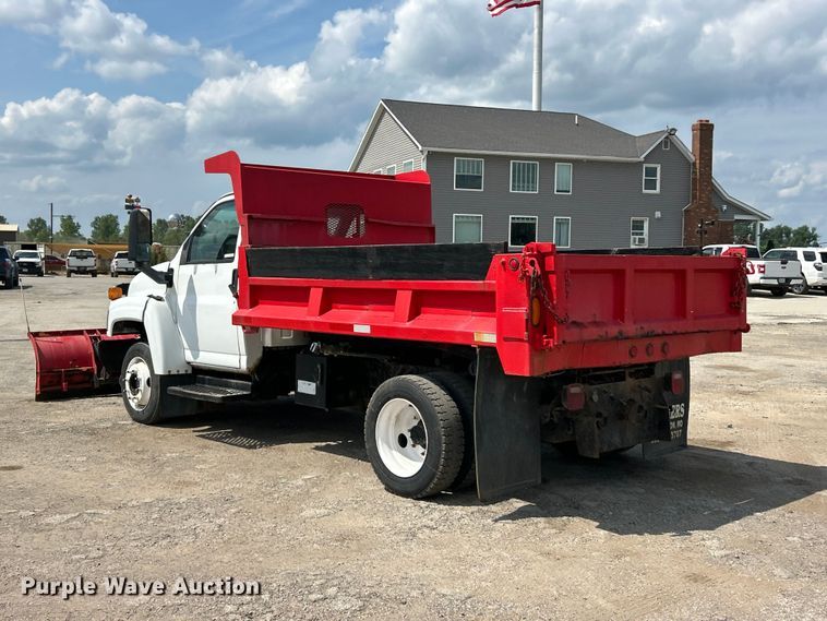 image for item FT6091 2004 GMC C4500 dump truck