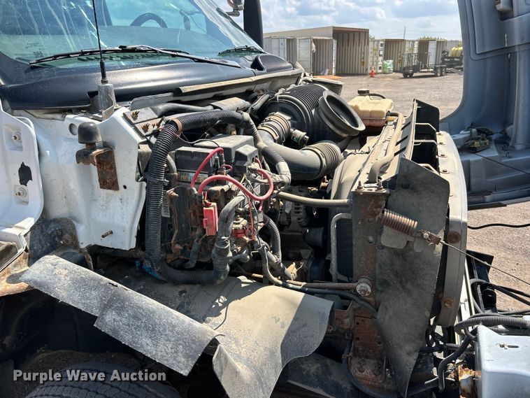 image for item FT6091 2004 GMC C4500 dump truck