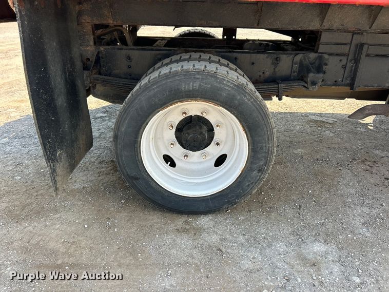 image for item FT6091 2004 GMC C4500 dump truck