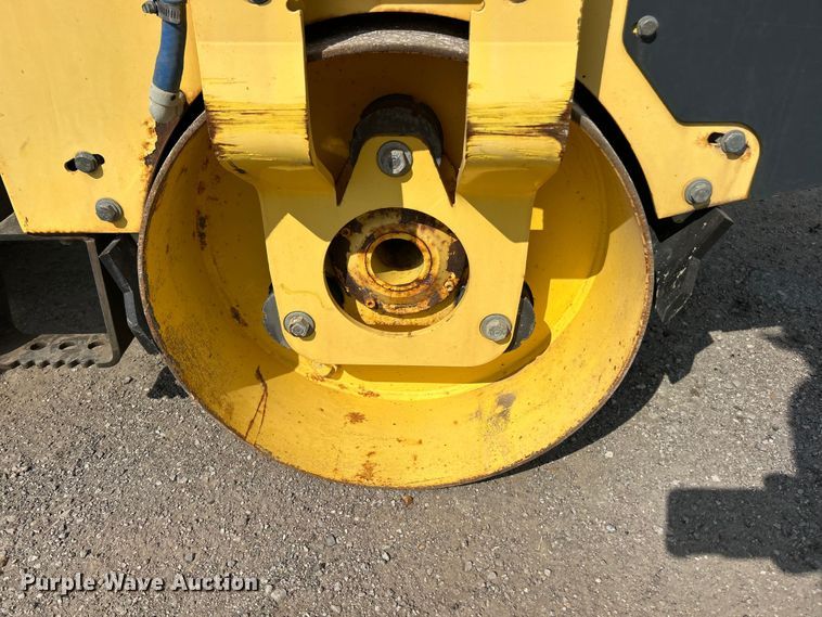 image for item FT6096 Bomag BW 900 AD double drum vibratory roller