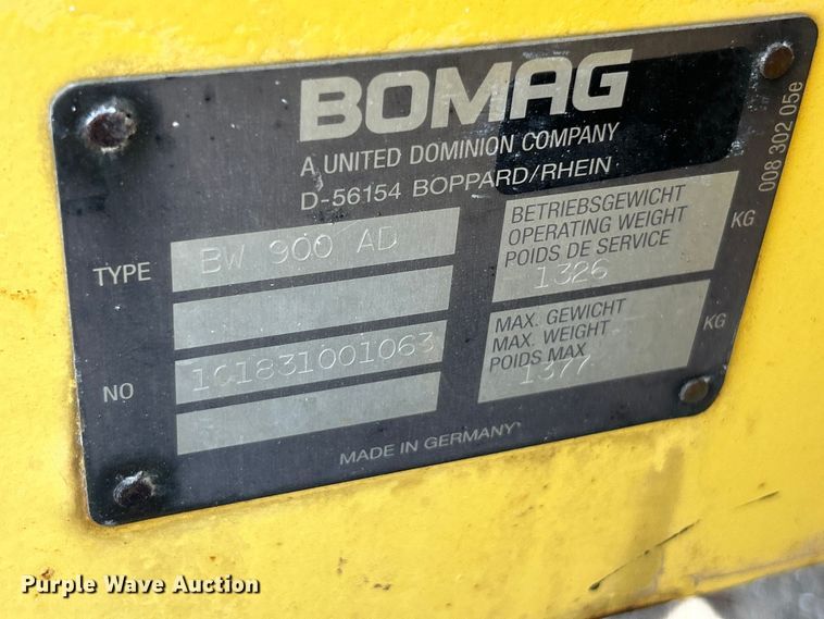 image for item FT6096 Bomag BW 900 AD double drum vibratory roller