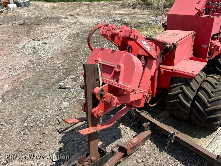 image for item FT6099 1984 Case Maxi Sneaker vibratory cable plow