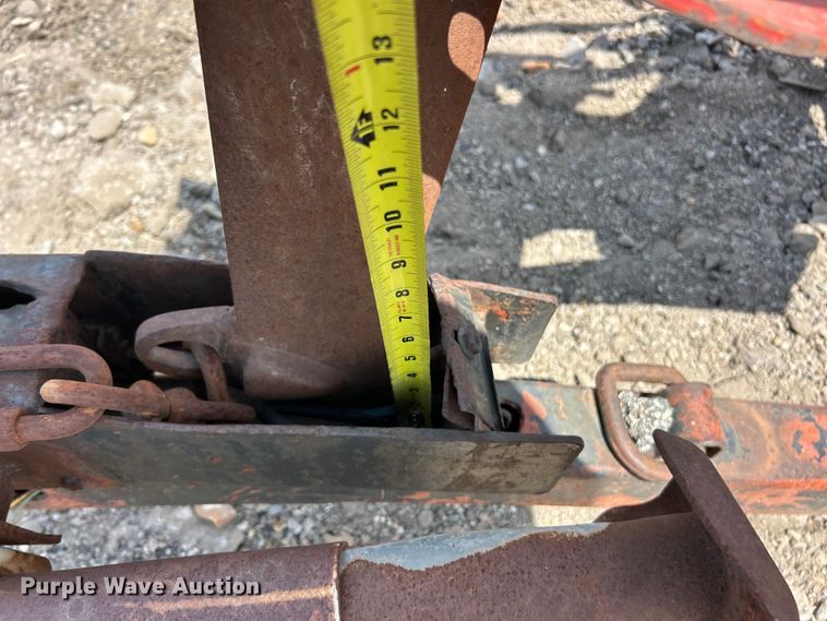 image for item FT6099 1984 Case Maxi Sneaker vibratory cable plow