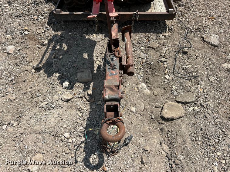 image for item FT6099 1984 Case Maxi Sneaker vibratory cable plow