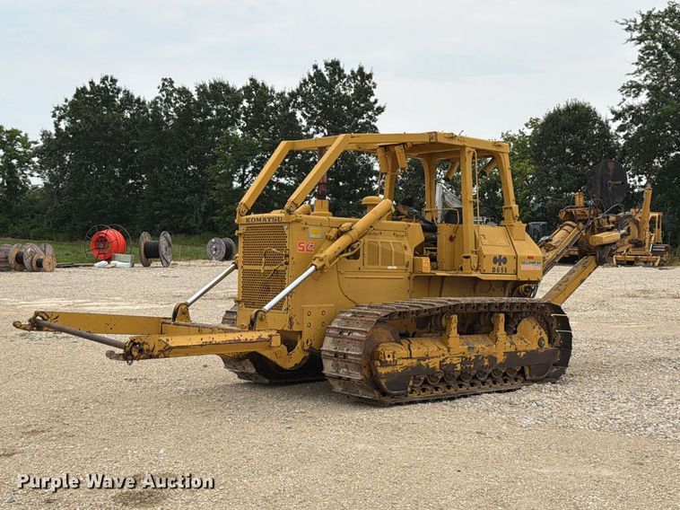 image for item FT6116 1991 Komatsu D65E-8 cable plow