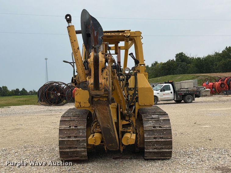 image for item FT6116 1991 Komatsu D65E-8 cable plow