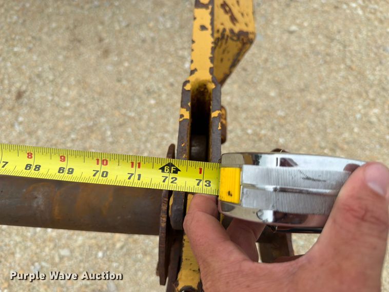 image for item FT6116 1991 Komatsu D65E-8 cable plow