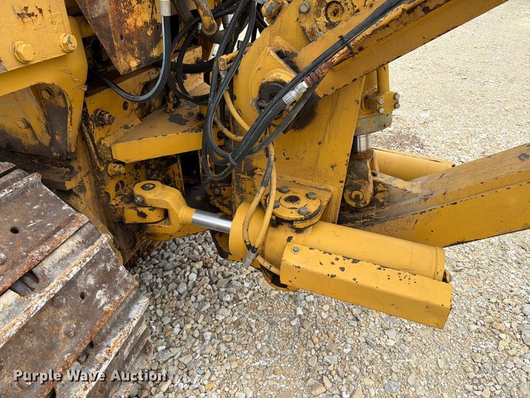 image for item FT6116 1991 Komatsu D65E-8 cable plow