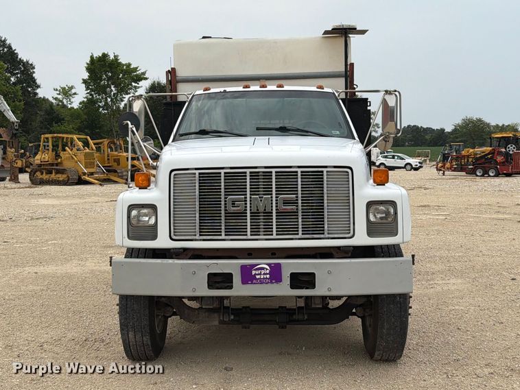 image for item FT6117 1999 GMC C8500 flatbed truck