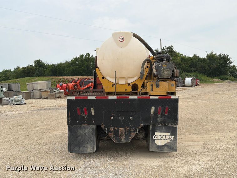 image for item FT6117 1999 GMC C8500 flatbed truck