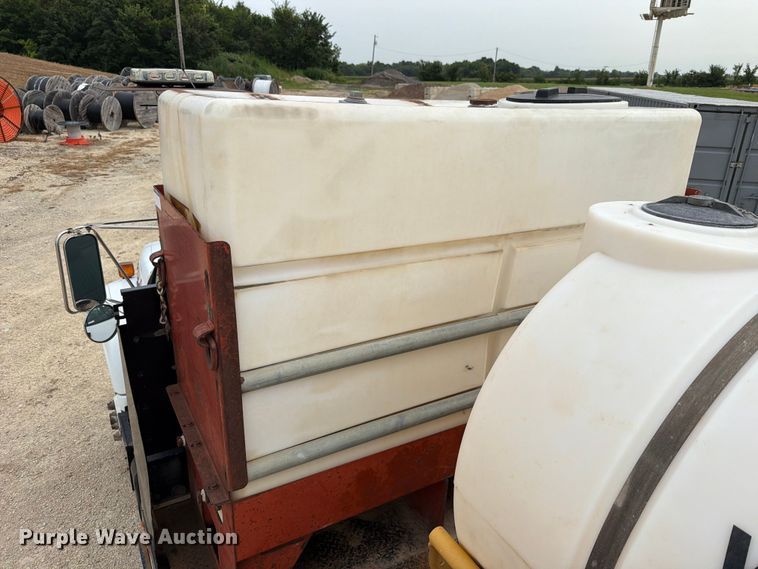 image for item FT6117 1999 GMC C8500 flatbed truck