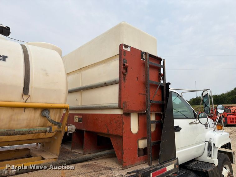 image for item FT6117 1999 GMC C8500 flatbed truck