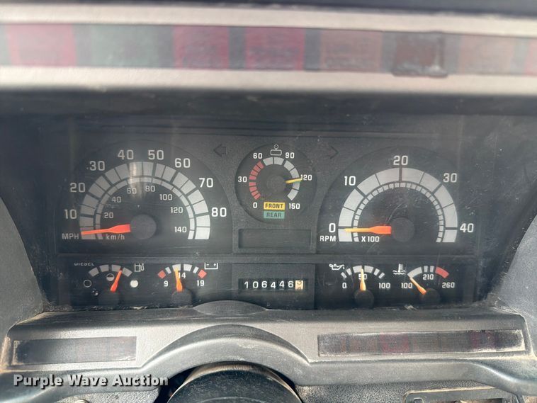 image for item FT6117 1999 GMC C8500 flatbed truck