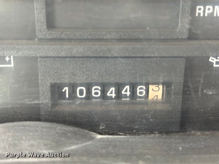 image for item FT6117 1999 GMC C8500 flatbed truck