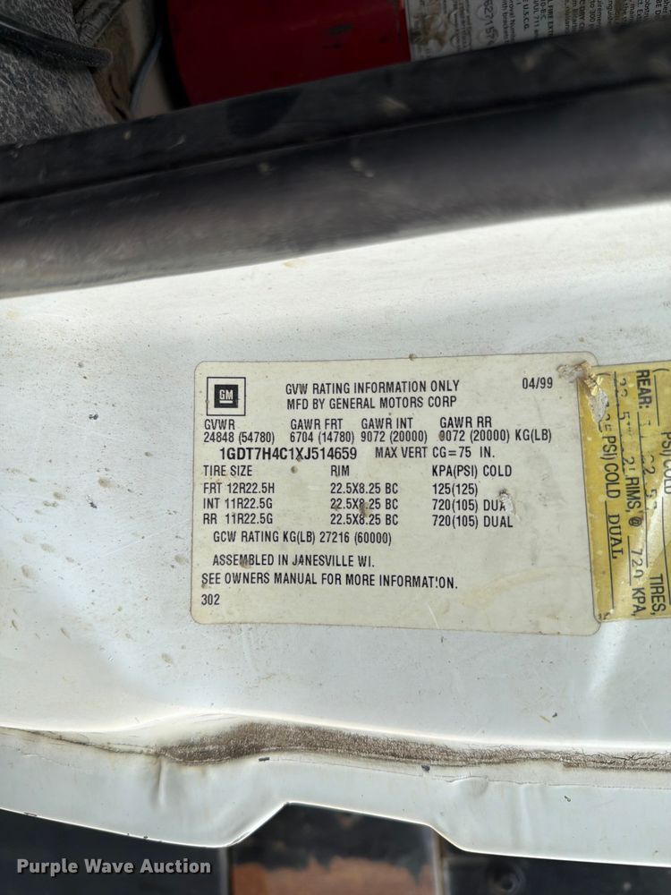 image for item FT6117 1999 GMC C8500 flatbed truck