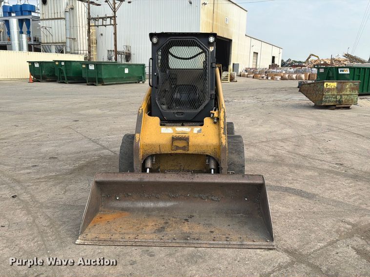 image for item FT6132 2012 Caterpillar 236B3 skid steer loader