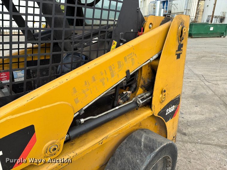 image for item FT6132 2012 Caterpillar 236B3 skid steer loader
