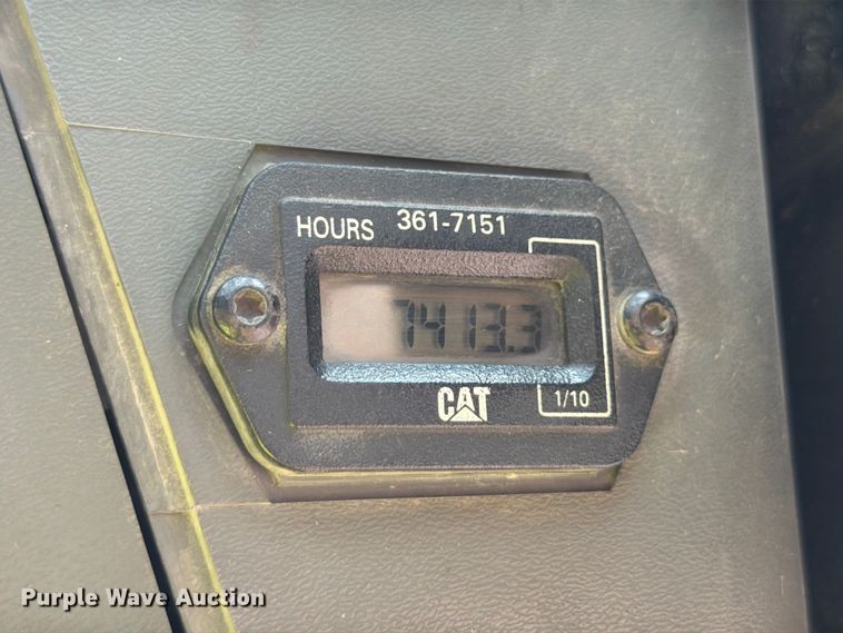 image for item FT6132 2012 Caterpillar 236B3 skid steer loader