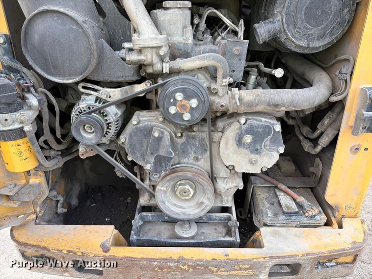 image for item FT6132 2012 Caterpillar 236B3 skid steer loader