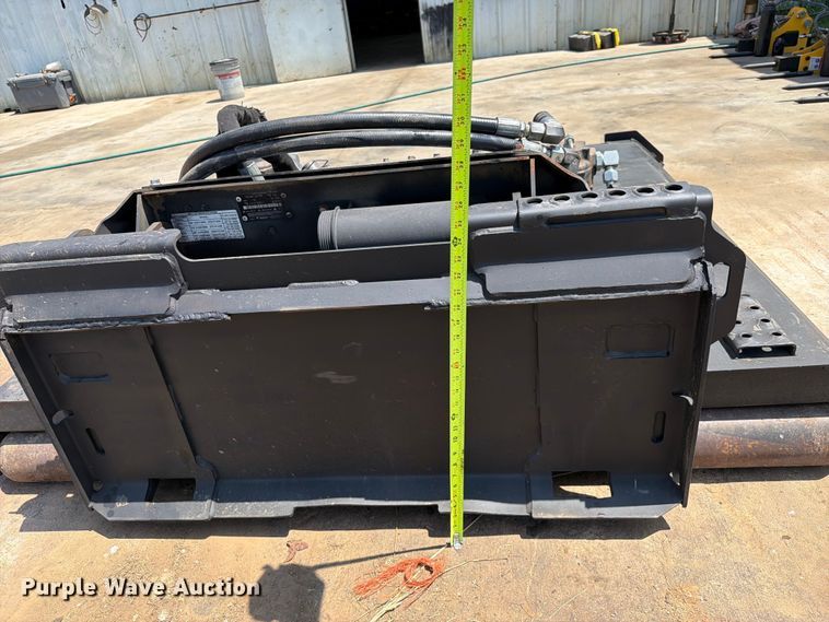 image for item FU1003 2016 Bobcat 72 skid steer rotary mower