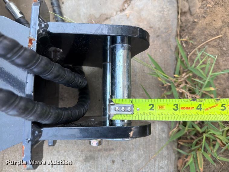 image for item FU1004 Ripper R319N-800 excavator bucket