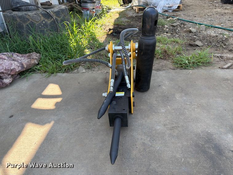 image for item FU1007 Typhon 0.8-2.5 Ton breaker