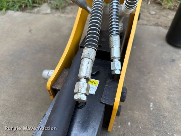 image for item FU1007 Typhon 0.8-2.5 Ton breaker