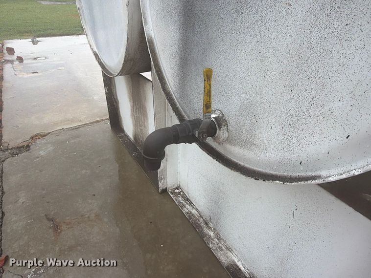 image for item FU1027 (2) Industrial Oils Unlimited 424 oil distribution tanks