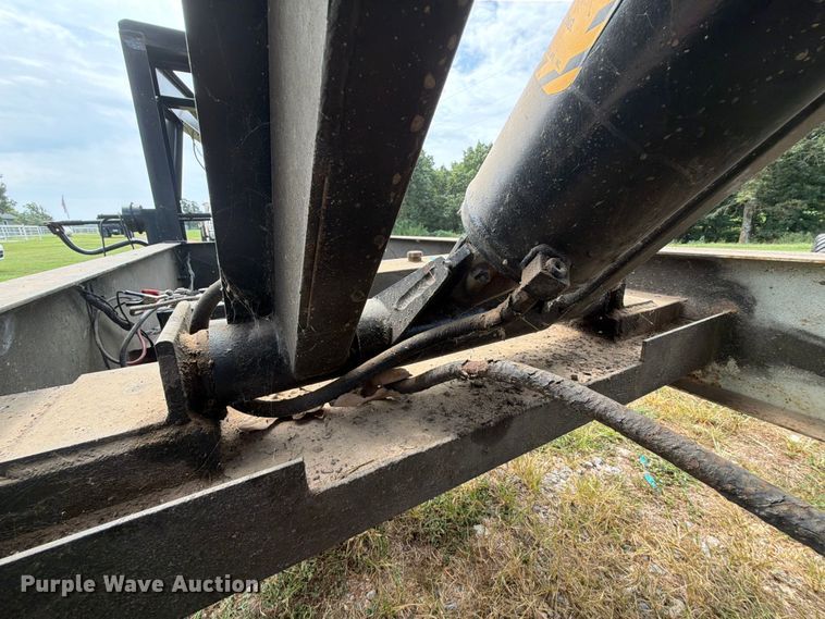 image for item FU1032 1999 Central Trailer Corp dump trailer