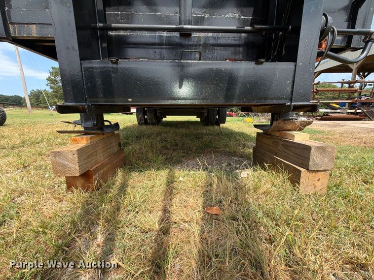 image for item FU1032 1999 Central Trailer Corp dump trailer
