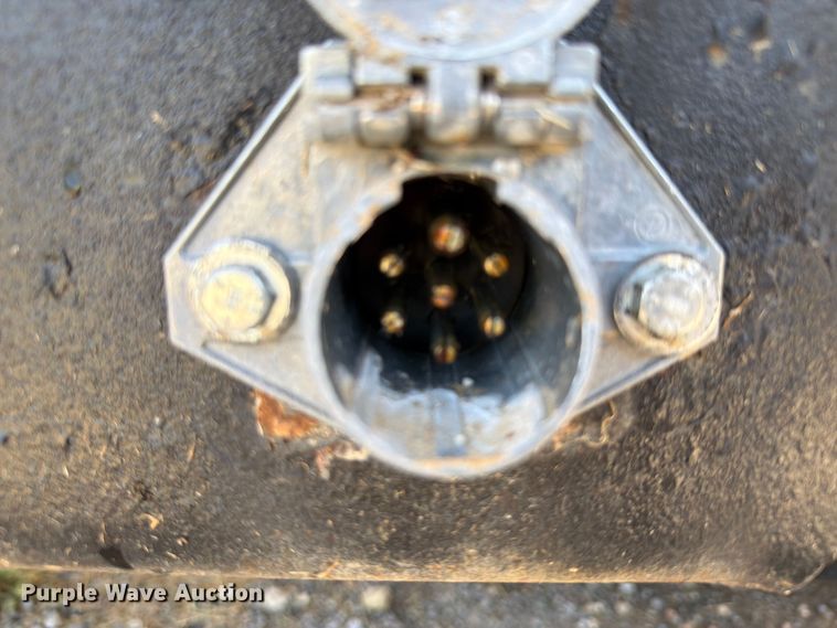 image for item FU1033 2005 Ford F750 dump truck