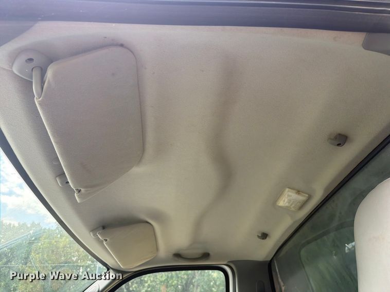 image for item FU1033 2005 Ford F750 dump truck