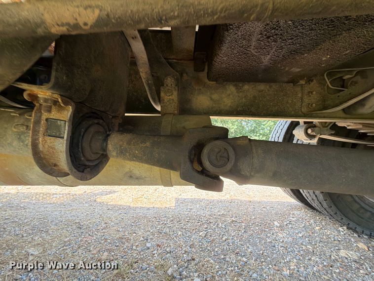 image for item FU1033 2005 Ford F750 dump truck