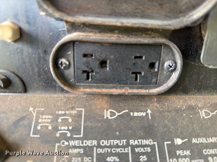 image for item FU1037 Lincoln Electric Ranger 225 welder/generator