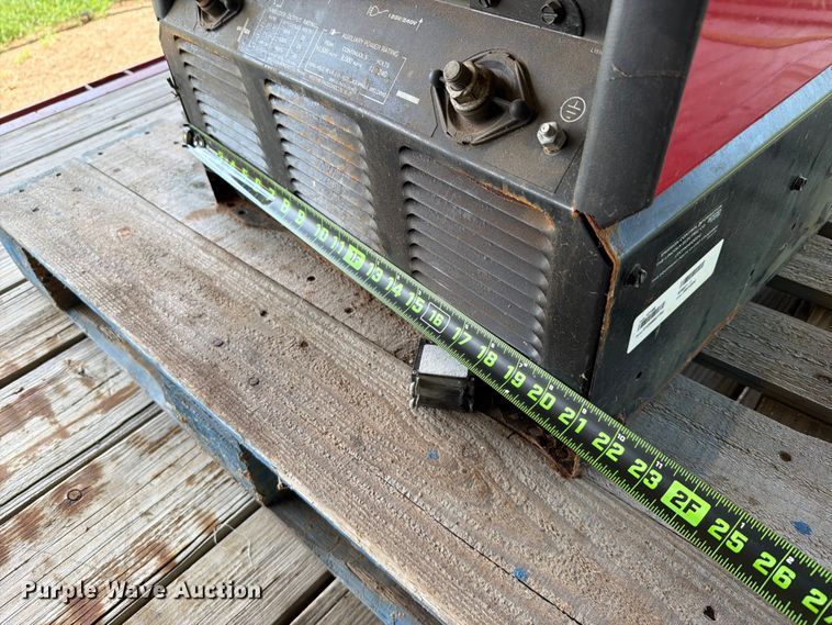 image for item FU1037 Lincoln Electric Ranger 225 welder/generator