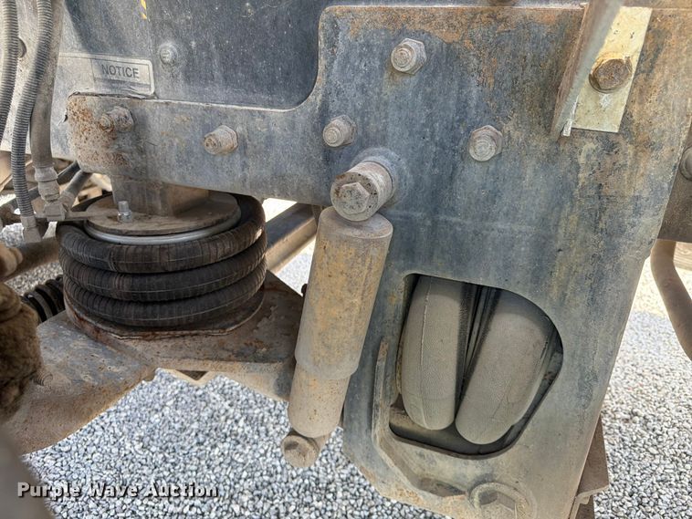 image for item FU4500 2005 Mack Granite CV713 ready mix truck
