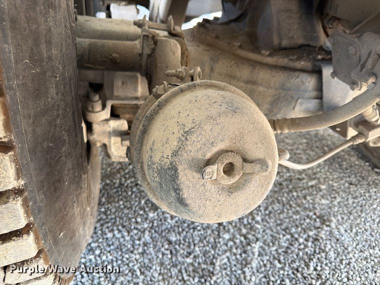 image for item FU4500 2005 Mack Granite CV713 ready mix truck