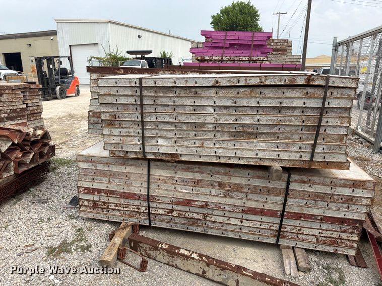 image for item FU4520 Miscellaneous concrete forms