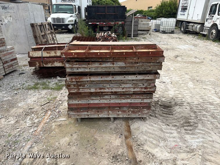 image for item FU4520 Miscellaneous concrete forms