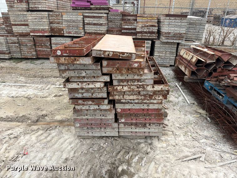 image for item FU4520 Miscellaneous concrete forms
