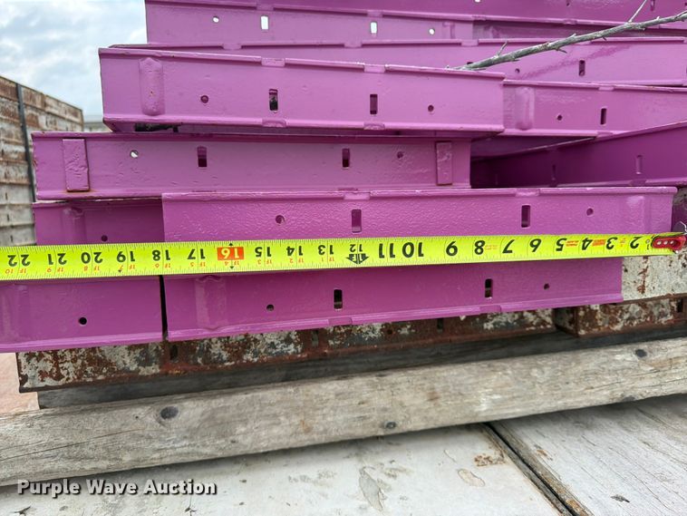 image for item FU4520 Miscellaneous concrete forms