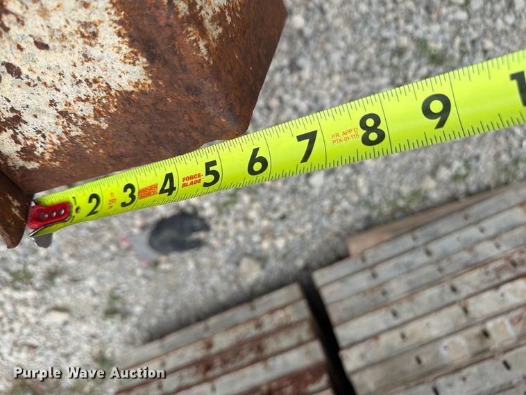 image for item FU4520 Miscellaneous concrete forms