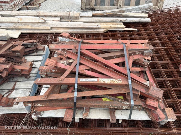 image for item FU4520 Miscellaneous concrete forms