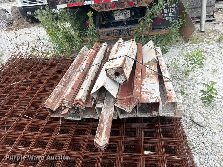 image for item FU4520 Miscellaneous concrete forms