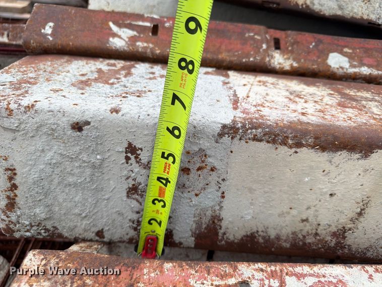 image for item FU4520 Miscellaneous concrete forms