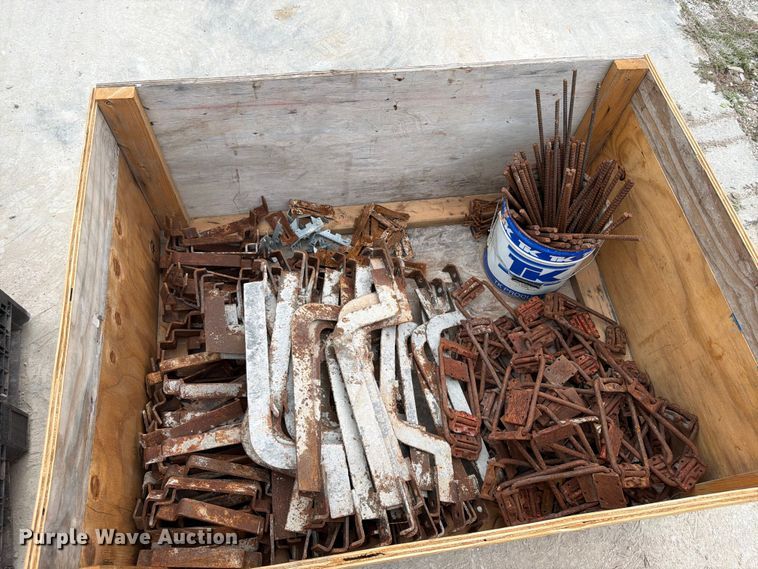 image for item FU4520 Miscellaneous concrete forms