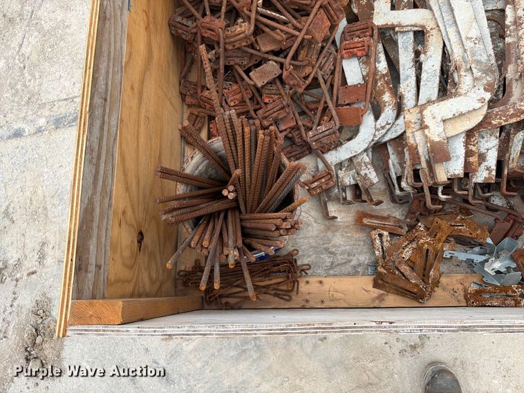 image for item FU4520 Miscellaneous concrete forms